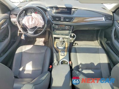 Zdjęcie 8 z 12 samochodu: 2015 BMW X1 XDRIVE28I VIN:WBAVL1C58FVY36092 - miniatura
