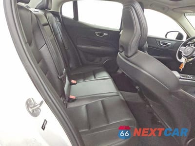 Zdjęcie 10 z 12 samochodu: 2024 VOLVO S60 CORE VIN:7JRL12FK2RG319002 - miniatura