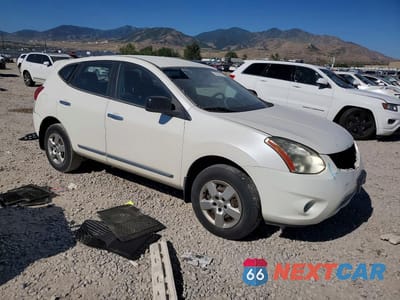 Czwarte zdjęcie samochodu z boku: 2011 NISSAN ROGUE S VIN:JN8AS5MV0BW293789 - miniatura