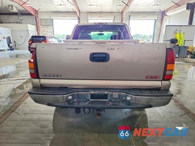 Zdjęcie 6 z 13 samochodu: 2000 GMC NEW SIERRA K2500 VIN:1GTGK29U8YE415320 - miniatura