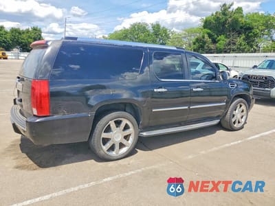 Trzecie zdjęcie samochodu z tyłu: 2008 CADILLAC ESCALADE ESV VIN:1GYFK66838R189085 - miniatura