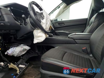 Zdjęcie 7 z 13 samochodu: 2023 NISSAN PATHFINDER SV VIN:5N1DR3BD5PC258107 - miniatura