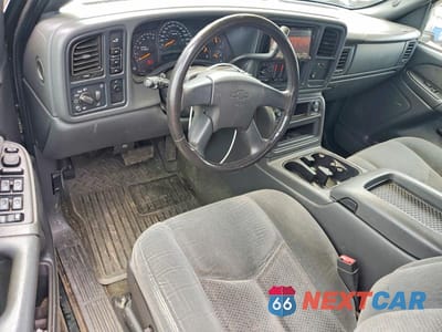 Zdjęcie 8 z 12 samochodu: 2003 CHEVROLET SILVERADO K2500 HEAVY DUTY VIN:1GCHK23U93F165683 - miniatura