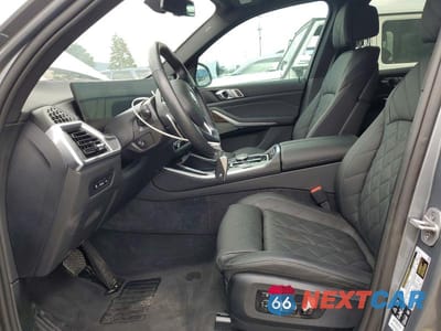 Zdjęcie 7 z 14 samochodu: 2025 BMW X5 XDRIVE40I VIN:5UX23EU02S9X56191 - miniatura
