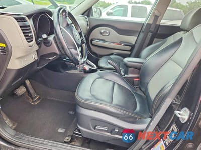 Zdjęcie 7 z 13 samochodu: 2016 KIA SOUL + VIN:KNDJP3A53G7334696 - miniatura
