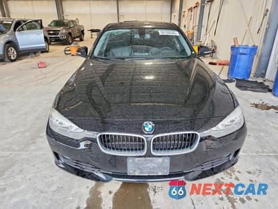 Piąte zdjęcie samochodu w środku: 2014 BMW 320 I XDRIVE VIN:WBA3C3C54EF984008 - miniatura