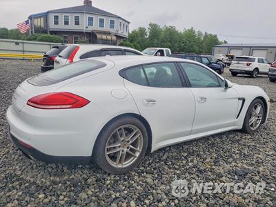 Trzecie zdjęcie samochodu z tyłu: 2016 PORSCHE PANAMERA 2 VIN:WP0AA2A76GL004622 - miniatura