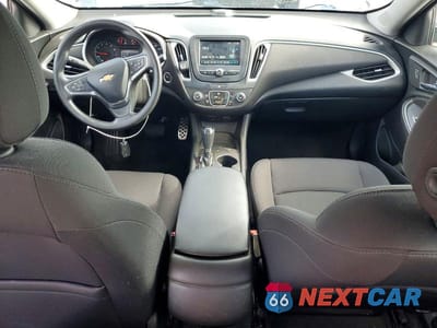 Zdjęcie 8 z 12 samochodu: 2016 CHEVROLET MALIBU LS VIN:1G1ZB5ST2GF225056 - miniatura