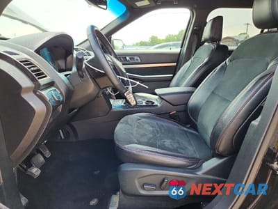 Zdjęcie 7 z 13 samochodu: 2019 FORD EXPLORER XLT VIN:1FM5K7D80KGA95979 - miniatura