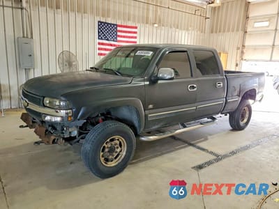 2001 CHEVROLET SILVERADO K2500 HEAVY DUTY 1GCHK23GX1F206328 - główne zdjęcie licytacji z USA - miniatura