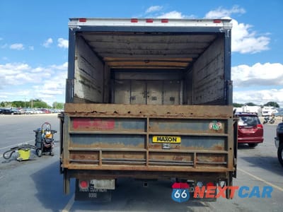 Zdjęcie 6 z 13 samochodu: 2003 FORD F550 SUPER DUTY BOX TRUCK VIN:1FDAF56S03EB73335 - miniatura