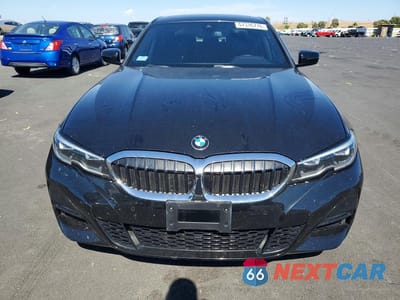 Piąte zdjęcie samochodu w środku: 2019 BMW 330I VIN:WBA5R1C50KAK09693 - miniatura