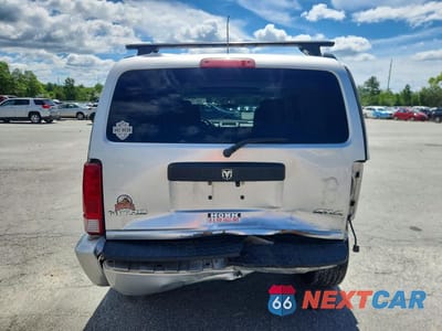 Zdjęcie 6 z 13 samochodu: 2008 DODGE NITRO SXT VIN:1D8GU28K28W270877 - miniatura