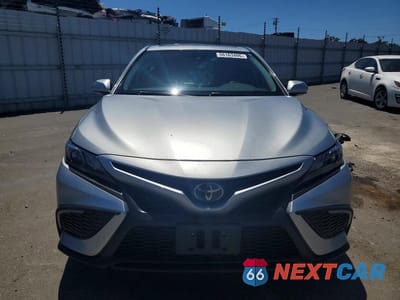 Piąte zdjęcie samochodu w środku: 2023 TOYOTA CAMRY SE VIN:4T1S11AK5PU750746 - miniatura