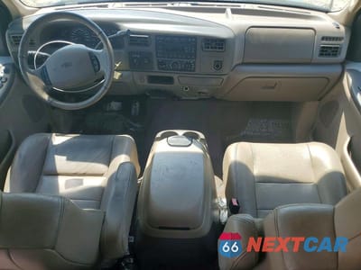 Zdjęcie 8 z 14 samochodu: 2002 FORD F350 SUPER DUTY VIN:1FTWW33F82EB43469 - miniatura