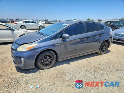 2013 TOYOTA PRIUS TWO JTDKN3DU5D1717650 - główne zdjęcie licytacji z USA - miniatura