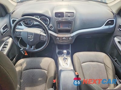 Zdjęcie 8 z 13 samochodu: 2020 DODGE JOURNEY SE VIN:3C4PDCAB5LT268196 - miniatura
