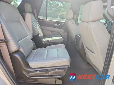 Zdjęcie 11 z 13 samochodu: 2021 CHEVROLET TAHOE C1500 LT VIN:1GNSCNKD0MR410609 - miniatura