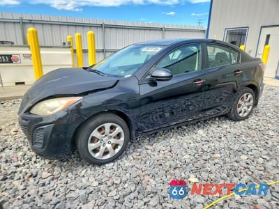 2011 MAZDA 3 I JM1BL1UF5B1453581 - główne zdjęcie licytacji z USA - miniatura