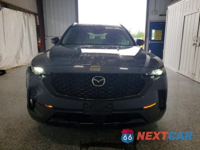 Piąte zdjęcie samochodu w środku: 2025 MAZDA CX-50 PREMIUM VIN:7MMVAADW1SN131354 - miniatura