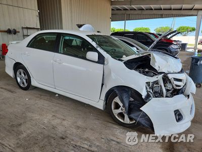 Czwarte zdjęcie samochodu z boku: 2013 TOYOTA COROLLA S VIN:5YFBU4EE4DP209925 - miniatura