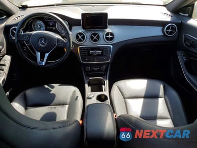 Zdjęcie 8 z 12 samochodu: 2014 MERCEDES-BENZ CLA 250 VIN:WDDSJ4EB6EN142067 - miniatura