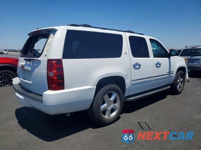 Trzecie zdjęcie samochodu z tyłu: 2013 CHEVROLET SUBURBAN K1500 LTZ VIN:1GNSKKE79DR214451 - miniatura