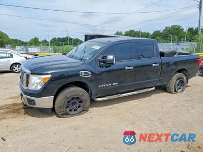 2017 NISSAN TITAN XD SV 1N6BA1F31HN552549 - główne zdjęcie licytacji z USA - miniatura