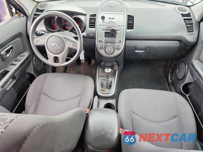 Zdjęcie 8 z 12 samochodu: 2011 KIA SOUL + VIN:KNDJT2A28B7313637 - miniatura
