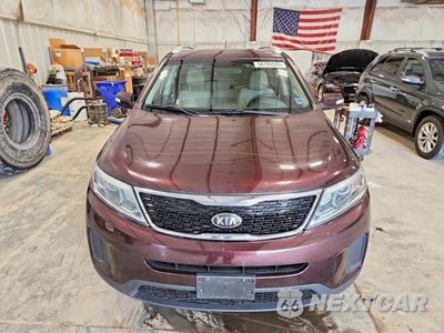 Piąte zdjęcie samochodu w środku: 2015 KIA SORENTO LX VIN:5XYKTDA79FG605544 - miniatura