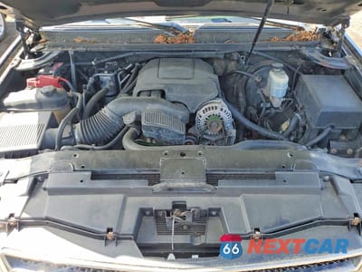 Zdjęcie 12 z 13 samochodu: 2010 CHEVROLET SUBURBAN K1500 LS VIN:1GNUKHE36AR271985 - miniatura
