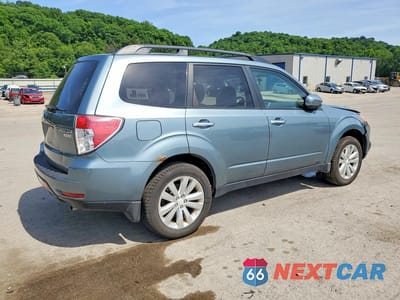 Trzecie zdjęcie samochodu z tyłu: 2011 SUBARU FORESTER 2.5X PREMIUM VIN:JF2SHADC5BH765304 - miniatura