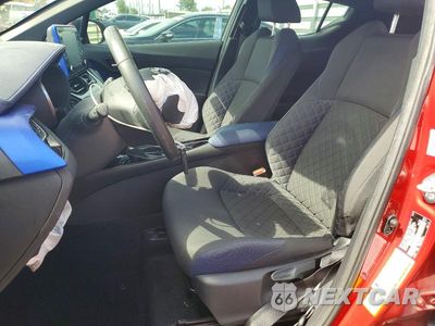 Zdjęcie 7 z 13 samochodu: 2020 TOYOTA C-HR XLE VIN:NMTKHMBX1LR105911 - miniatura