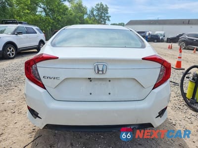 Zdjęcie 6 z 12 samochodu: 2018 HONDA CIVIC LX VIN:19XFC2F58JE017511 - miniatura