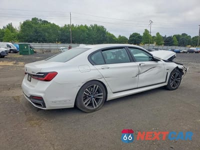 Trzecie zdjęcie samochodu z tyłu: 2022 BMW 745XE VIN:WBA7W4C08NCJ44060 - miniatura