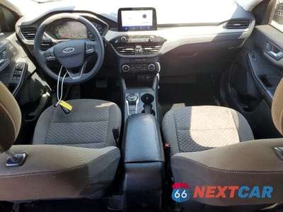 Zdjęcie 8 z 13 samochodu: 2021 FORD ESCAPE SE VIN:1FMCU0G61MUA14107 - miniatura