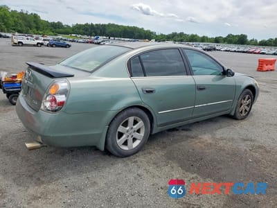 Trzecie zdjęcie samochodu z tyłu: 2004 NISSAN ALTIMA 2.5 VIN:1N4AL11DX4C111913 - miniatura