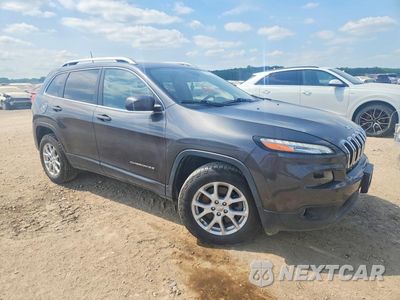 Czwarte zdjęcie samochodu z boku: 2016 JEEP CHEROKEE LATITUDE VIN:1C4PJMCSXGW205381 - miniatura