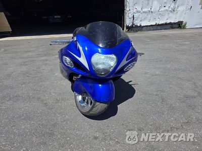 Piąte zdjęcie samochodu w środku: 2005 SUZUKI GSX1300 RK5 VIN:JS1GW71A552102865 - miniatura