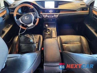 Zdjęcie 8 z 13 samochodu: 2015 LEXUS ES 300H VIN:JTHBW1GG5F2096266 - miniatura