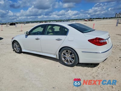 Drugie zdjęcie samochodu z przodu: 2013 HYUNDAI GENESIS 3.8L VIN:KMHGC4DD3DU229342 - miniatura
