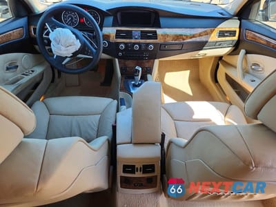Zdjęcie 8 z 12 samochodu: 2008 BMW 528 XI VIN:WBANV13508CZ57854 - miniatura