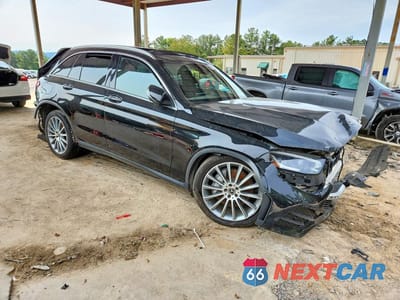 Czwarte zdjęcie samochodu z boku: 2020 MERCEDES-BENZ GLC 300 VIN:W1N0G8DB5LF866406 - miniatura