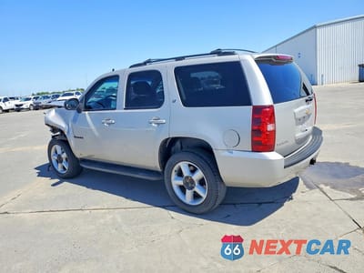 Drugie zdjęcie samochodu z przodu: 2007 CHEVROLET TAHOE C1500 VIN:1GNEC13077R122284 - miniatura