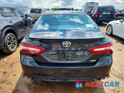 Zdjęcie 6 z 12 samochodu: 2018 TOYOTA CAMRY XSE VIN:4T1B61HK8JU562947 - miniatura