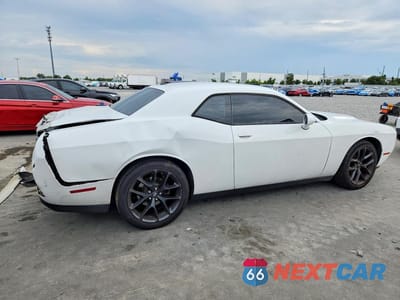 Trzecie zdjęcie samochodu z tyłu: 2019 DODGE CHALLENGER SXT VIN:2C3CDZAG7KH751780 - miniatura