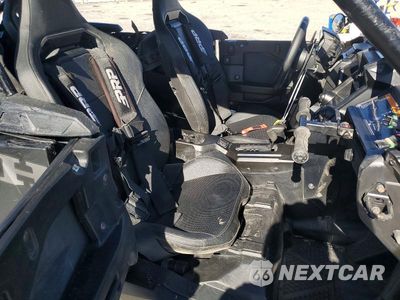 Piąte zdjęcie samochodu w środku: 2022 HONDA TALON UTILITY VEHICLE VIN:1HFVE06F9N4200237 - miniatura