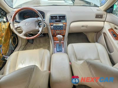 Zdjęcie 8 z 13 samochodu: 2001 LEXUS ES 300 VIN:JT8BF28G410298279 - miniatura