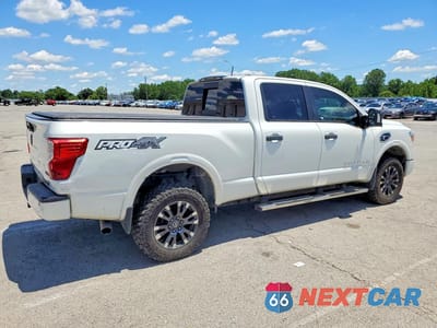 Trzecie zdjęcie samochodu z tyłu: 2018 NISSAN TITAN XD PRO-4X VIN:1N6BA1F48JN544656 - miniatura