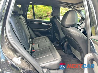 Zdjęcie 6 z 10 samochodu: 2018 BMW X3 XDRIVE30I VIN:5UXTR9C52JLC73490 - miniatura